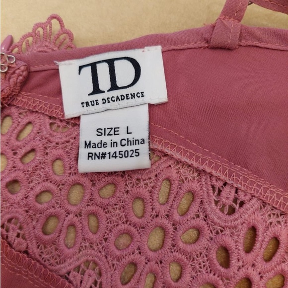 GLAMOROUS TRUE DECADENCE RUFFLE GOWN IN PINK - Picture 4 of 5